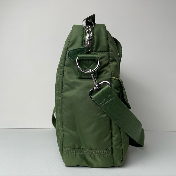 Dr. Martens Olive Green Nylon Messenger Bomber Jacket Utility Flight Bag - Picture 8 of 16